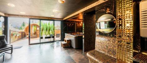 المنشأة من الداخل