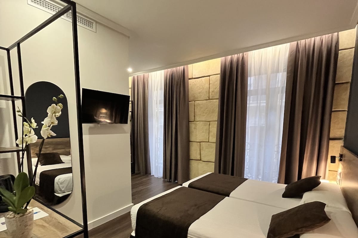 Premium Double Room | Minibar, in-room safe, desk, blackout curtains