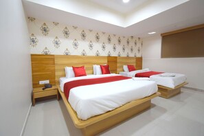 Kamar Klasik | Meja kerja, Wi-Fi gratis, dan seprai linen