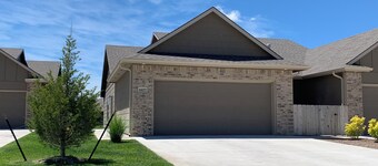 Modern 3 Bedroom Executive House by Spirit