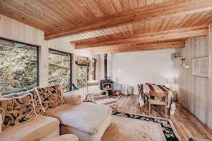 Cabana, 3 quartos | Área de estar