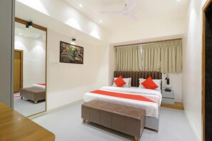 Desk, rollaway beds, free WiFi, bed sheets