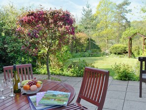 屋外ダイニングエリア