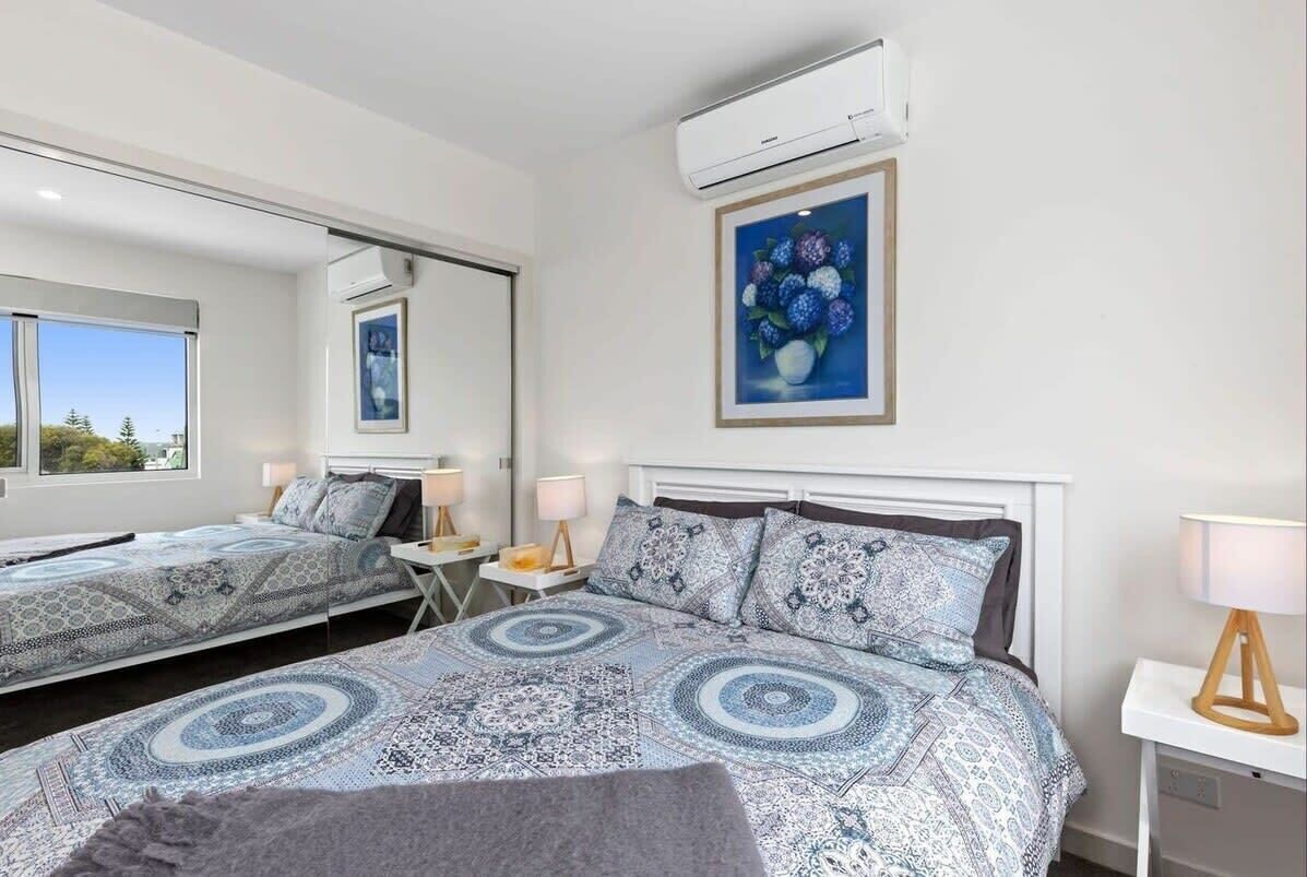 2 chambres, fer et planche à repasser, Wi-Fi, draps fournis