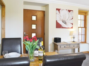 Dining - North Lodge Gate House (Muir of Ord)