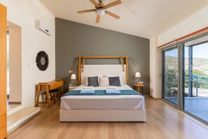 6 bedrooms, iron/ironing board, travel cot, free WiFi - Villa Serenity - With Private Heated Pool (Gerani)