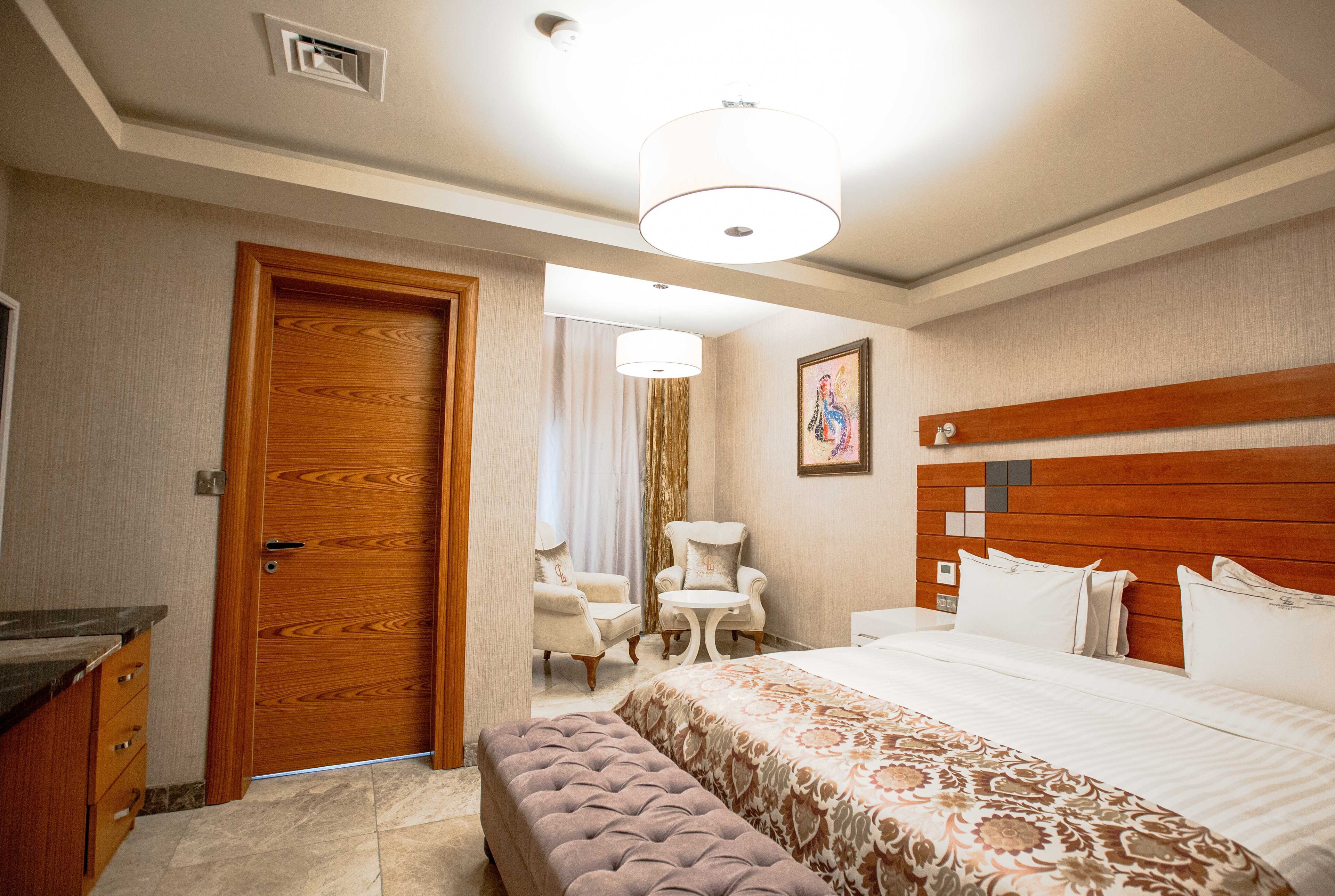 luxury suite | 1 bedroom, frette italian sheets, premium bedding, tempur-pedic beds