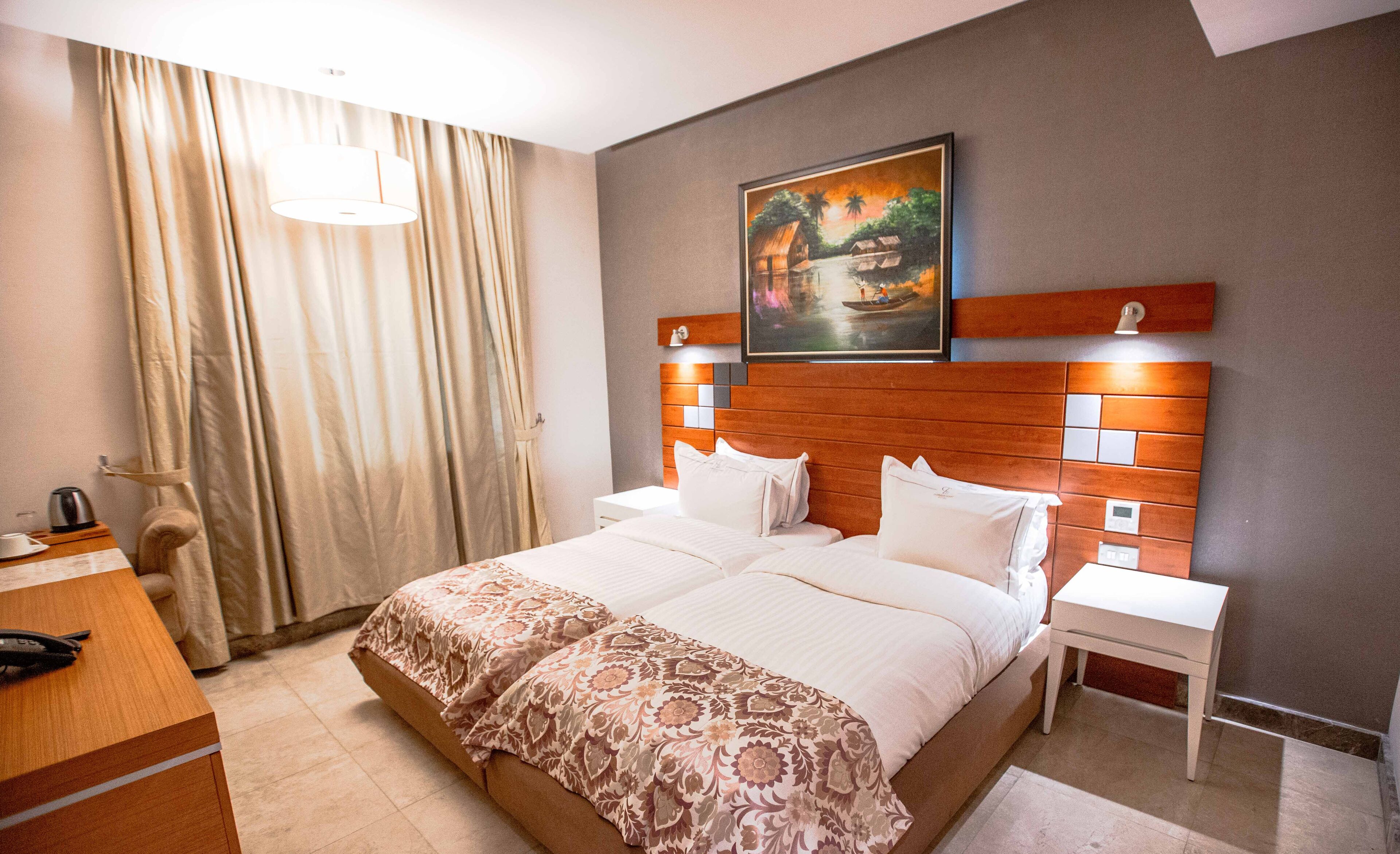Luxury-Zweibettzimmer | Italienische Bettbezüge von Frette, hochwertige Bettwaren