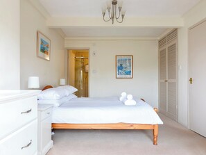 2 bedrooms, free WiFi, bed sheets