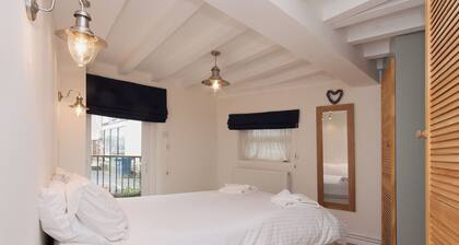 1 bedroom accommodation in Fore St