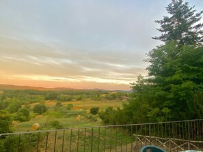 Property grounds - Eleonora House (Frassini)