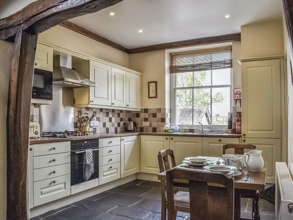 غسالة أطباق، كرسي للأطفال