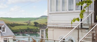 4 bedroom accommodation in Devon Road