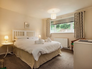 3 bedrooms, free WiFi - 3 bedroom accommodation in Salcombe (Salcombe)