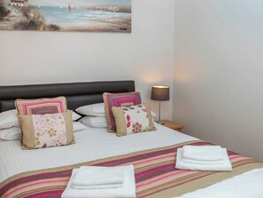 2 bedrooms, free WiFi, bed sheets