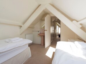 5 chambres, Wi-Fi gratuit, draps fournis