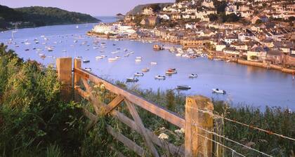 2 bedroom accommodation in Salcombe