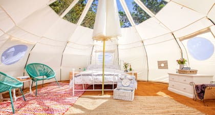 Stunning 1-bed Star Gazing Bell Tent Loughborough