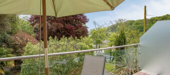 2 bedroom accommodation in Sandhills Road