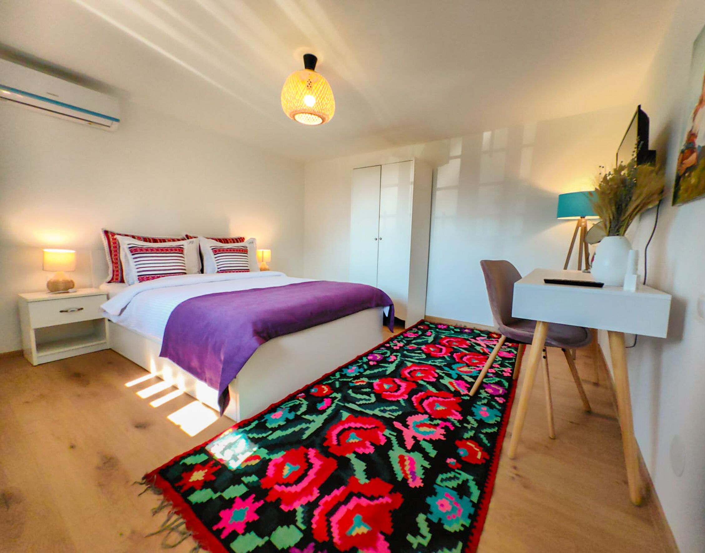 2 Schlafzimmer, Reisekinderbett, kostenloses WLAN, Bettwäsche