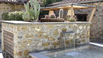 Piscine extérieure, piscine chauffée