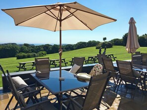 Outdoor dining - Greenkeepers Cottage - UK6712 (Lydstep, near Tenby)