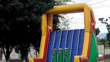 Gemeinsamer Schlafsaal, 2Â Schlafzimmer, Raucher, eigener Pool | Pool