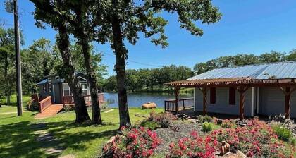 SweetDove Stays- Cottage; w/Stocked Lake, Secure Parking