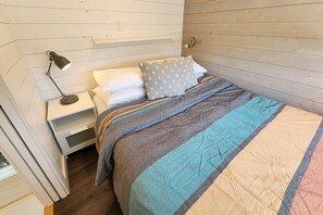 2 bedrooms, WiFi, bed sheets - Big Stump (Lincoln County)