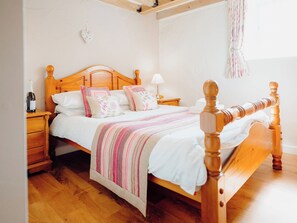 3 bedrooms, free WiFi, bed sheets