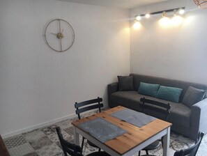 Dining - House (Terassini)