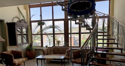 Caravan Villa in the center of old Tbilisi