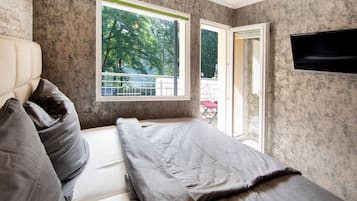 2 Schlafzimmer, Zimmersafe, kostenloses WLAN, Bettwäsche