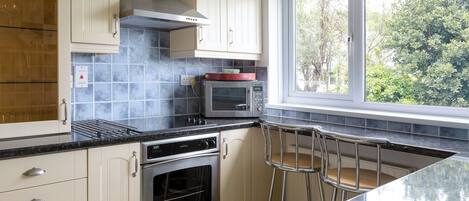 Dishwasher, highchair