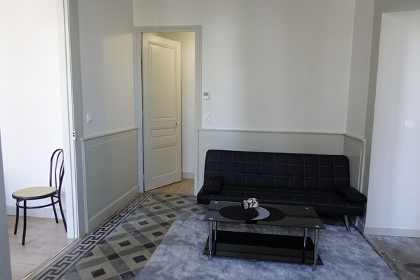 TV - Apartment du Puits Salé (Lons-le-Saunier)