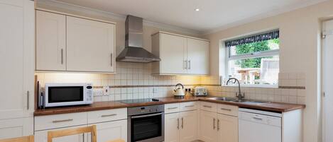 Geschirrspüler, Gefrierschrank