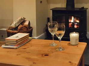 Dining - 2 bedroom accommodation in Coniston (Coniston)