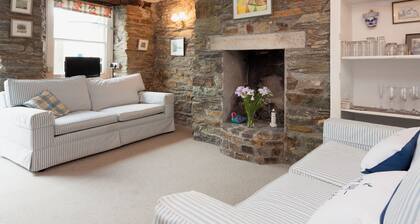 3 bedroom accommodation in Church/Market