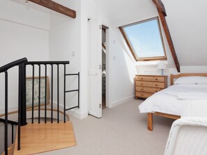 3 makuuhuonetta, ilmainen Wi-Fi, vuodevaatteet