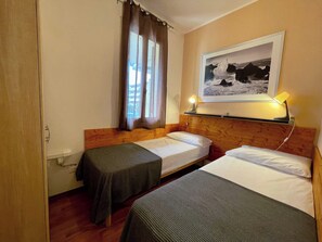 Villa, 2 Bedrooms, Balcony, Garden View