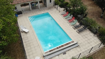 Piscine extérieure, piscine chauffée