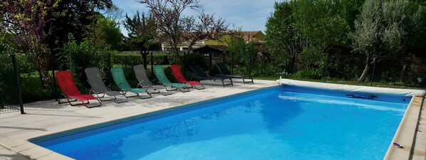 Piscine extérieure, piscine chauffée
