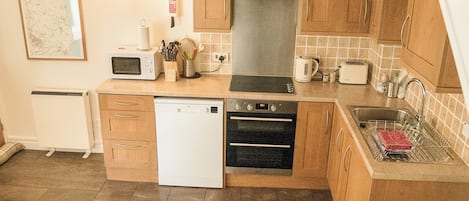 Dishwasher, high chair