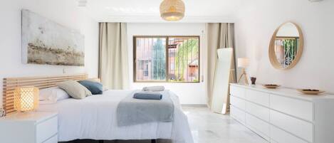 8 chambres, fer et planche Ă repasser, lit parapluie, Wi-Fi gratuit