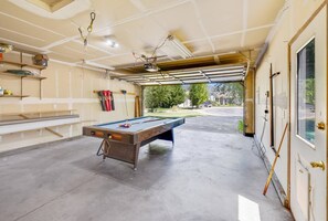 Spielezimmer