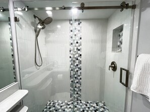 Bathtub, hair dryer, towels