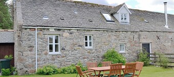 3 bedroom accommodation in Nether Bellandy, Glenrinnes, near Keith