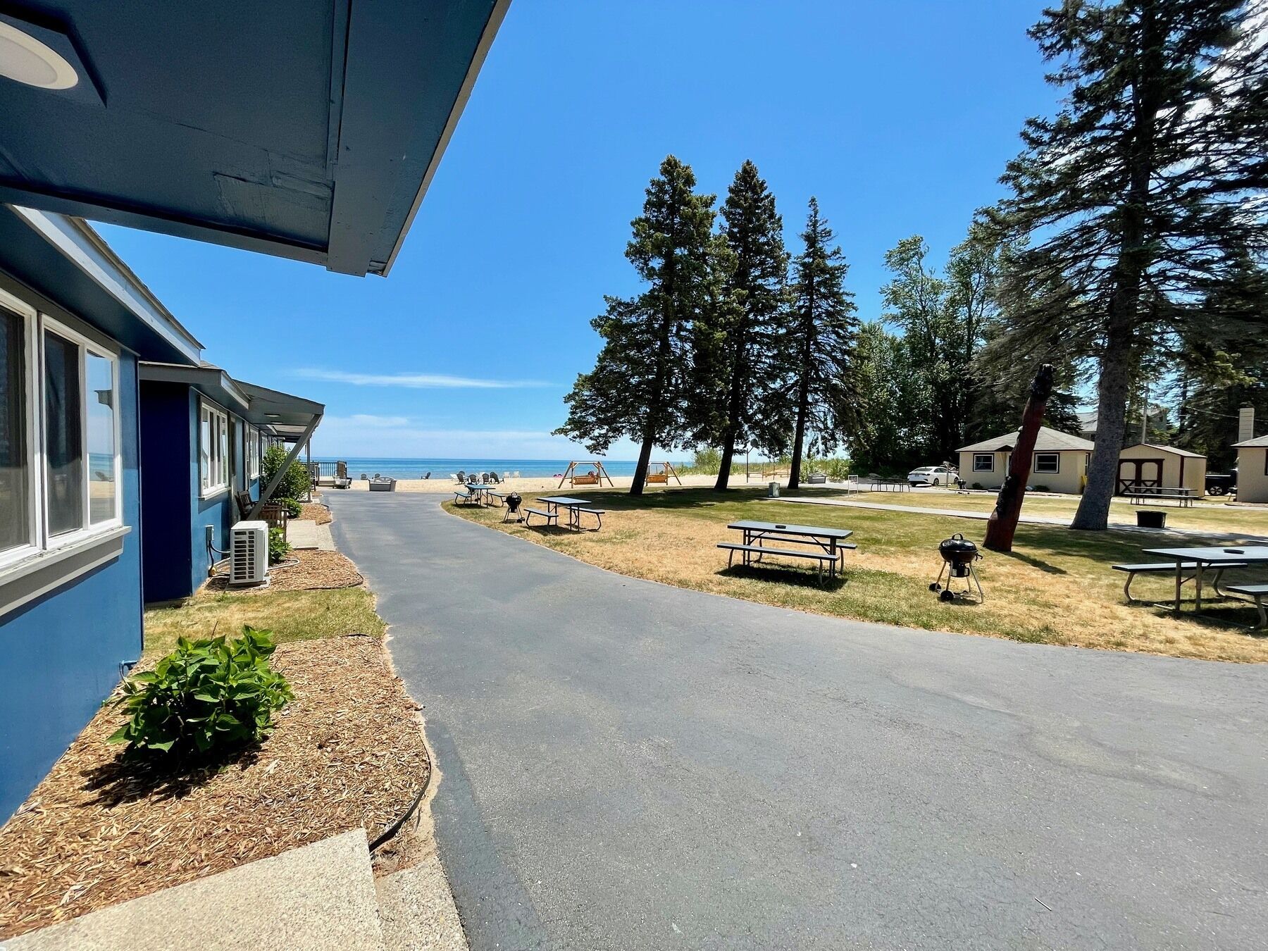 Cottage Cove · Lake Huron Beach Cottage No. 8E
