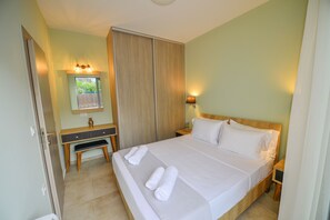 2 bedrooms, Internet - Andriana windmill luxury villa Drapania Kissamos Chania (KIssamos)