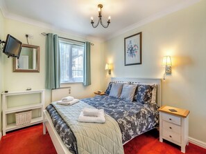 2 bedrooms, free WiFi, bed sheets - Open plan apartment with high quality furnishing and lake views. (Bowness on Windermere)
